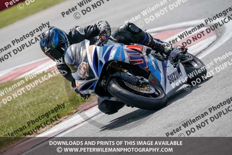 donington no limits trackday;donington park photographs;donington trackday photographs;no limits trackdays;peter wileman photography;trackday digital images;trackday photos